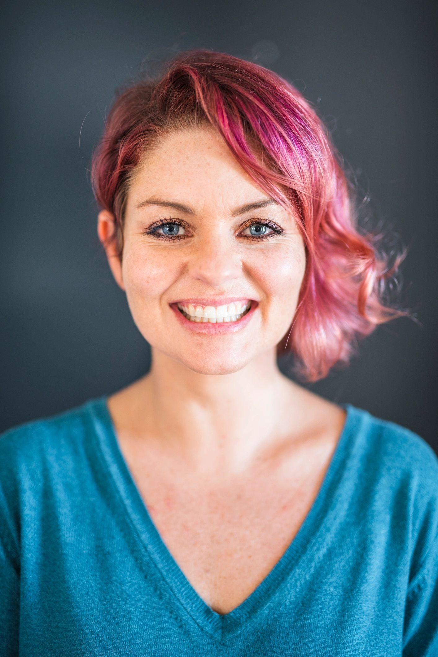 Portrait of a smiling woman